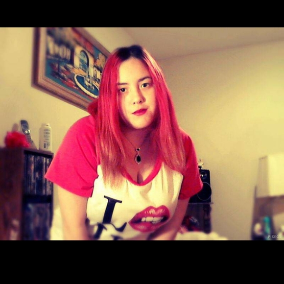 β€π Drama (2X) Gold | HOT PINK Tee / LπVE - Picture 4 of 6